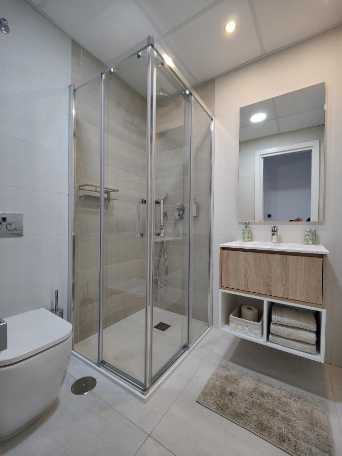בנידורם Sunset Waves Superb Apartments מראה חיצוני תמונה